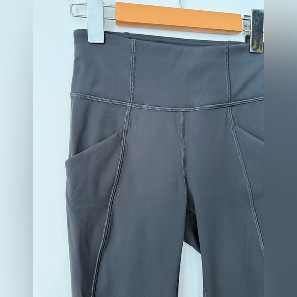 Lululemon Time To Sweat Crop - Picture 7 of 10